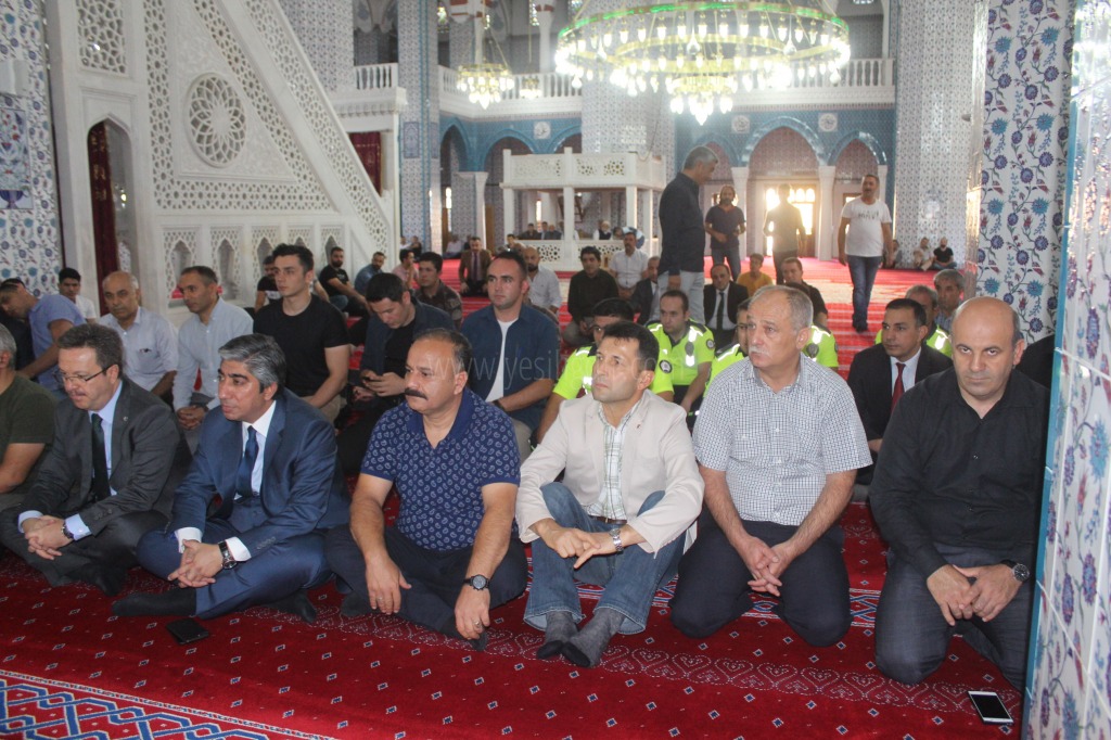 Iğdırda Şehit 14 Polis İçin Mevlit Okundu
