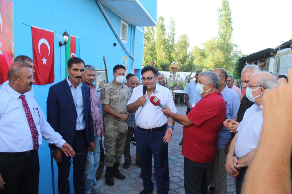 Edebiyatçı Yazar Orhan Aras'ın Kaleminden Karakoyunlu Ata Ocağı