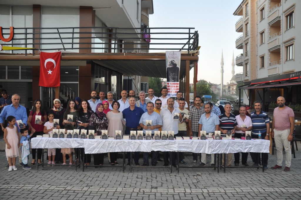 YAZAR FATMA GÜNEŞ YILDIRIM İMZA GÜNÜ DÜZENLEDİ