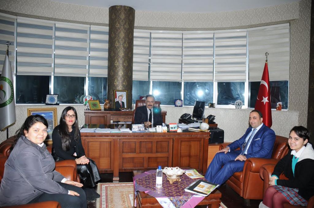 Anadolu Lisesi Öğrencileri Rektör Yılmazı Ziyaret Etti