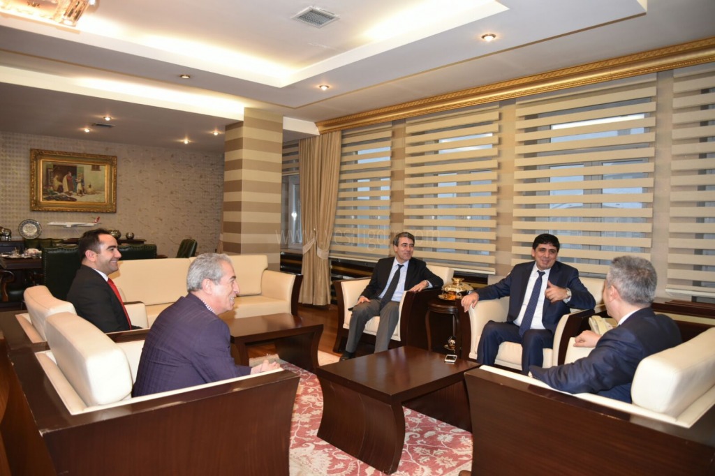 Rektör Alma Ağrı Valisi Süleyman Elbanı Makamında Ziyaret etti