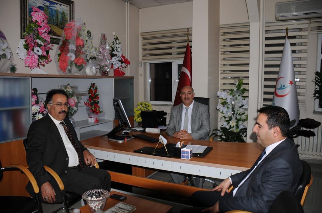Rektör Yılmaz Devlet Hastanesi Başhekimine Hayırlı Olsun Ziyaretinde Bulundu