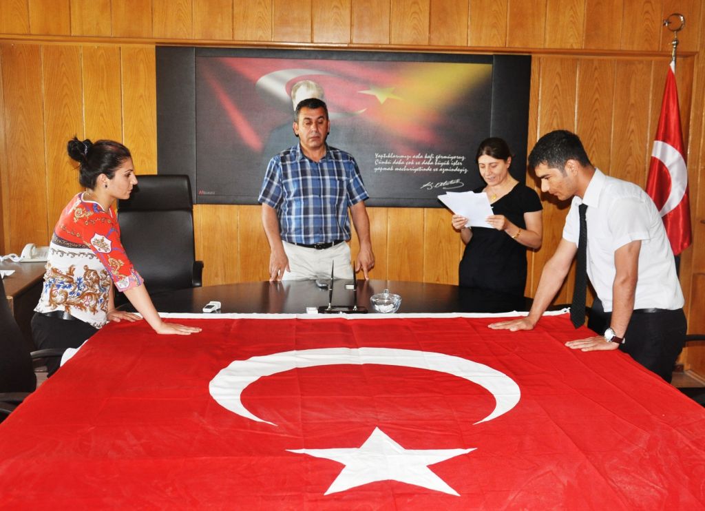 Aday Memurlarımız Yemin Ederek Asil Göreve Başladı