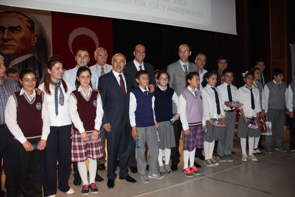 Ortaokullar Arası Bilgi Yarışması Yapıldı