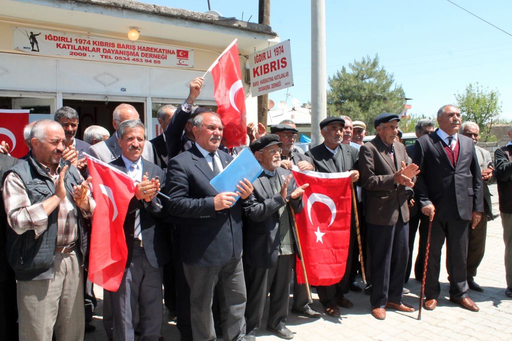 İsmet Tağal Gaziler ve Ailelerine Sahip Çıkılsın