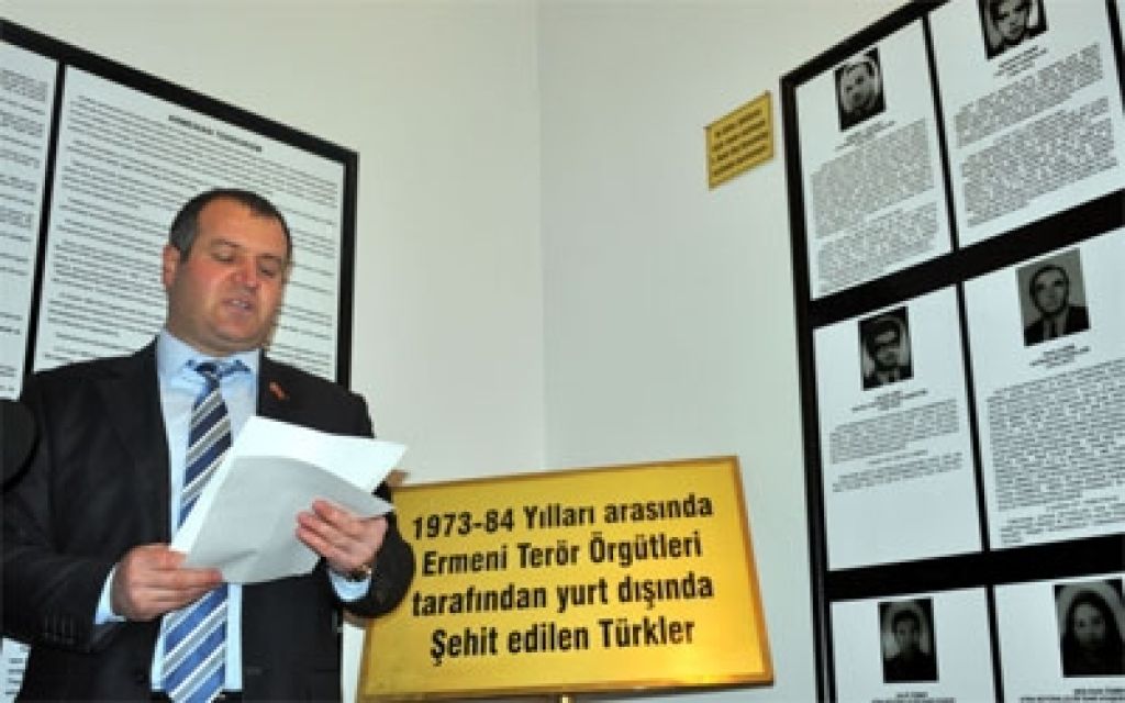 Asimder Den Ermenistanın Asala Militanlarını Milli Kahraman Olarak Tanımasına Tepki