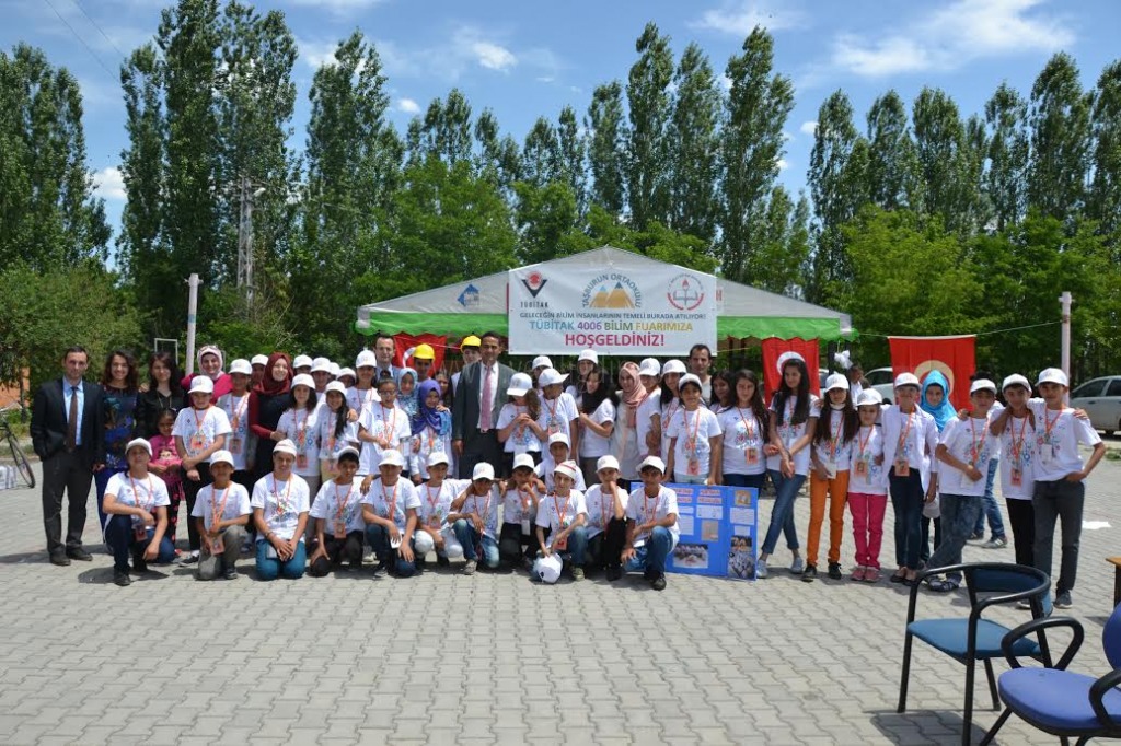 GELECEĞİN BİLİM İNSANLARI TAŞBURUN ORTAOKULUNDA