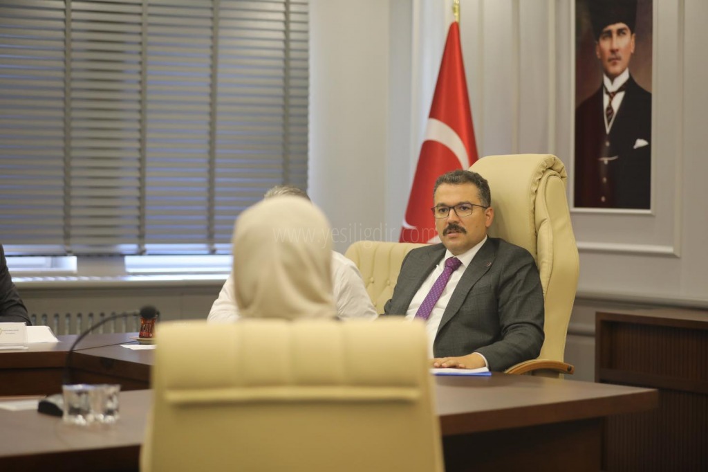 Vali Ercan Turan Sorunları Dinledi