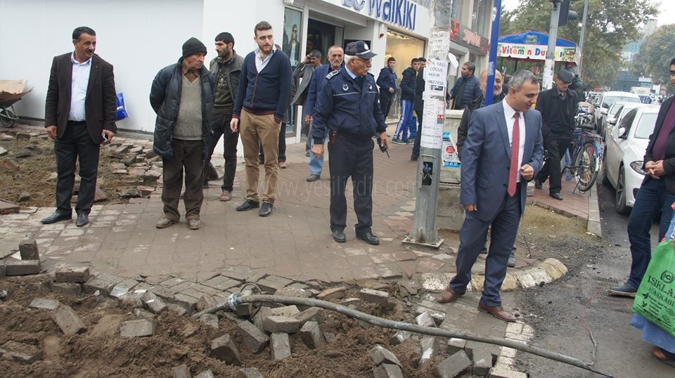 Yol yapım çalışmaları Tüm hızıyla devam ediyor