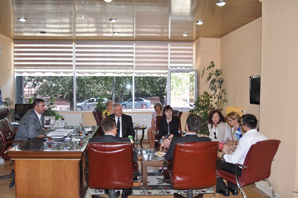 Polonyadan Gelen Yedi Turist Iğdır Müftülüğünü Ziyaret Etti