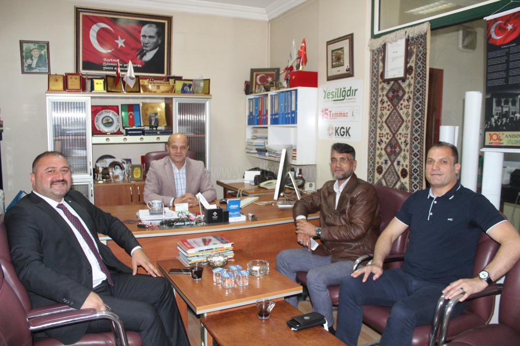 Eray Coşar Fikret Bağca ve Turgay Varoldan Nezaket Ziyareti