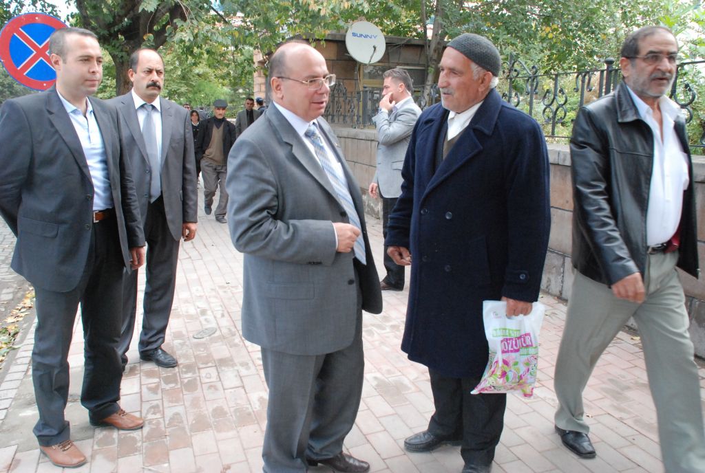 Iğdır Valisi Halkın Arasında