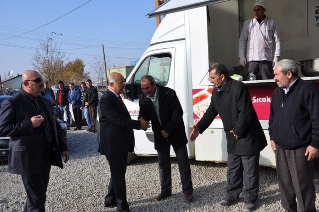 Vali Ahmet Pek Taziye Ziyaretinde Bulundu