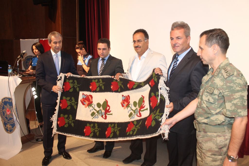 Duygulandıran konferans