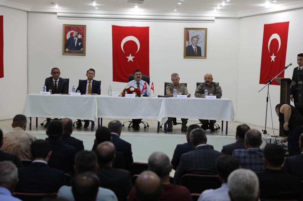 Muhtarlar Sorunlarını Dile Getirdi