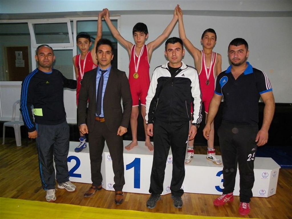 Okul Sporları Güreş Müsabakaları Son Buldu