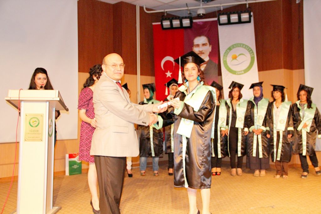 Iğdır Ziraat Fakültesi İlk Mezunlarını Verdi