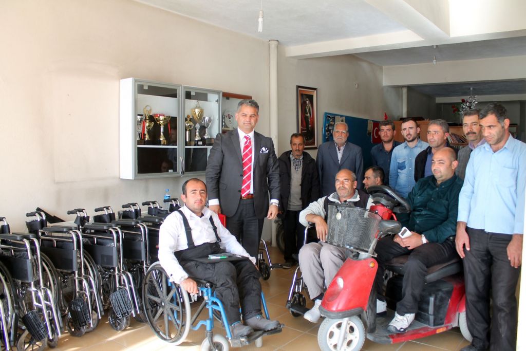 Iğdırlı Engellilere Yurt Dışından Destek Geldi