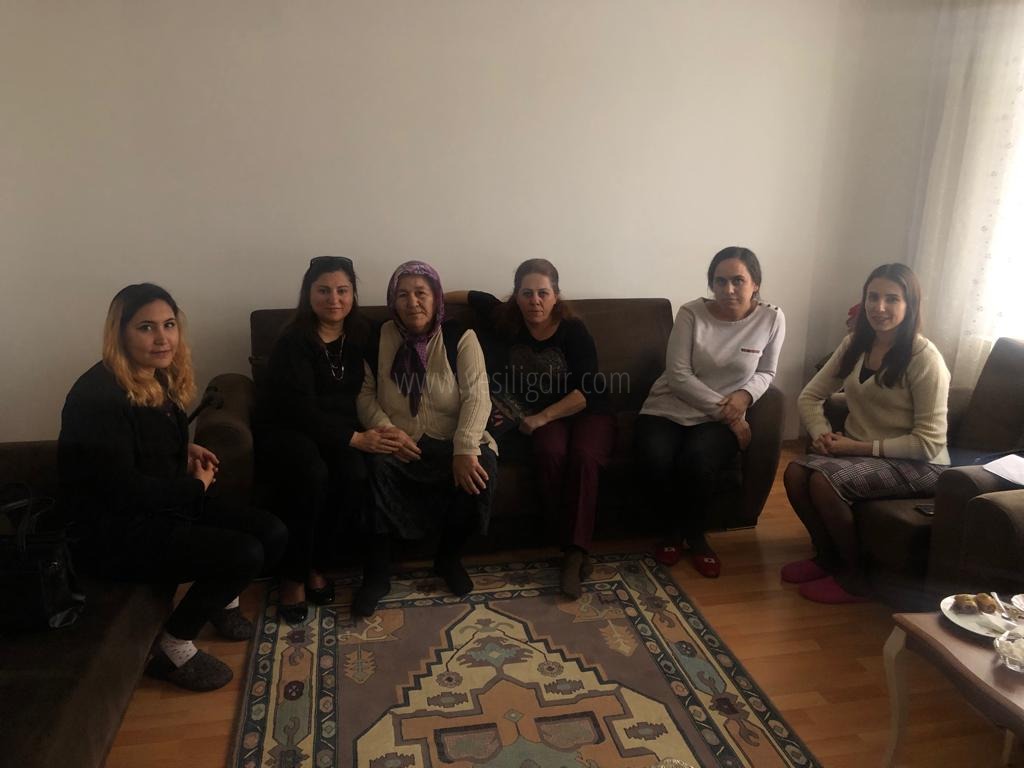 SEMA ÜNLÜ'DEN ŞEHİT AİLESİNE ZİYARET