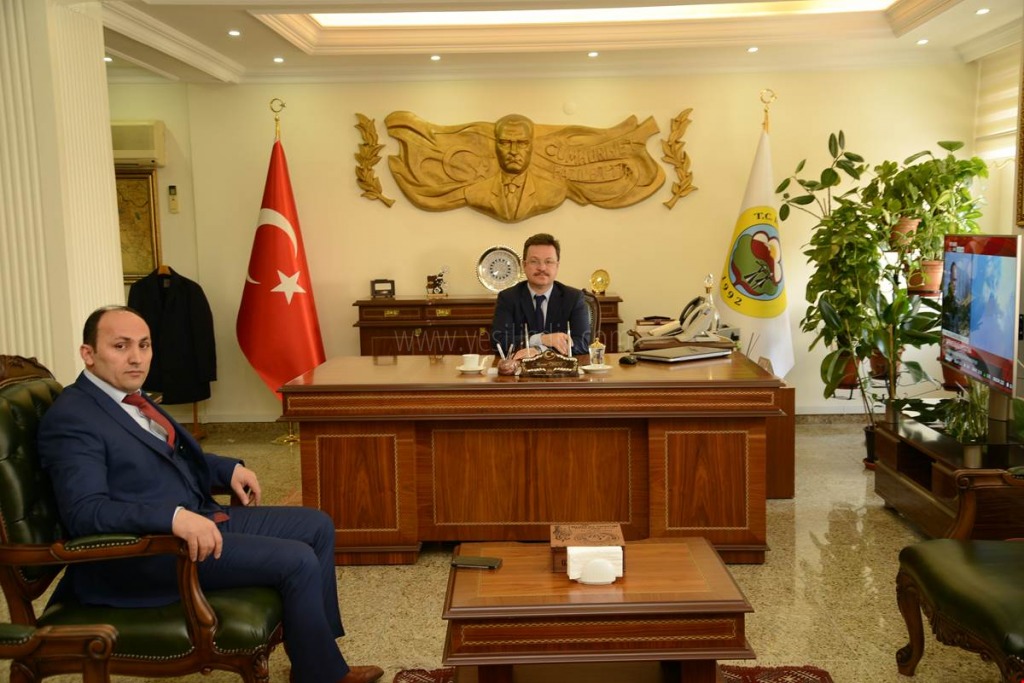 MHP İL BAŞKANI ERSOY İÇER VALİ ENVER ÜNLÜYÜ ZİYARET ETTİ