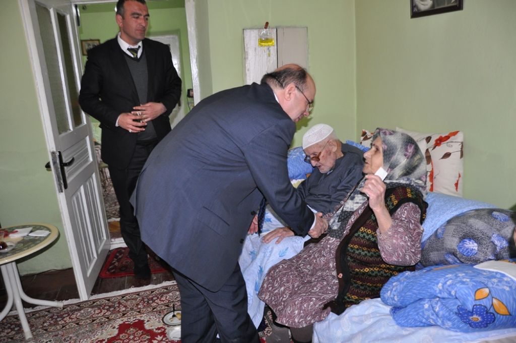 Evliliklerinin 72'nci Yılını Kutladılar