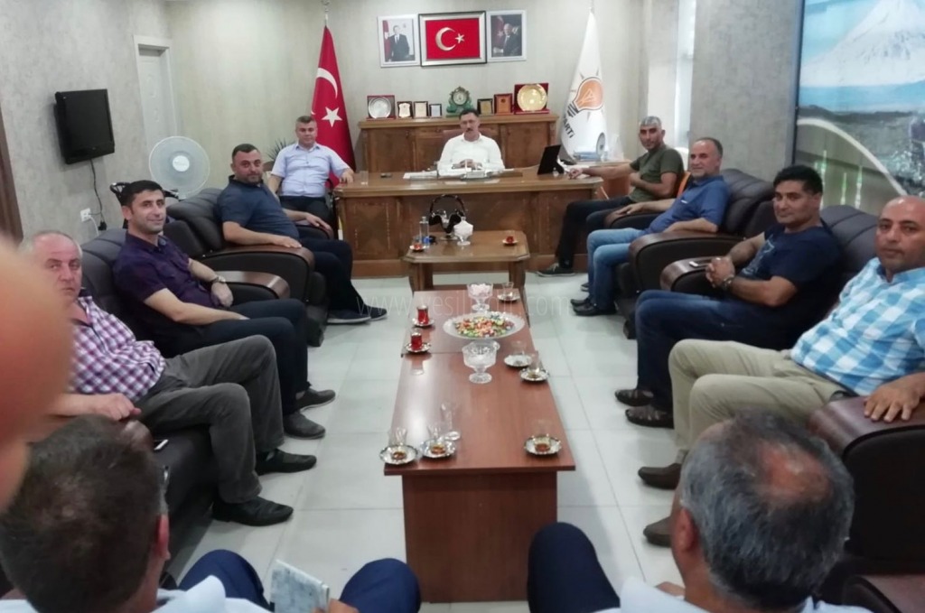 Memur-Sen Başkanı Malik AKŞİTten Ak partiye ziyaret