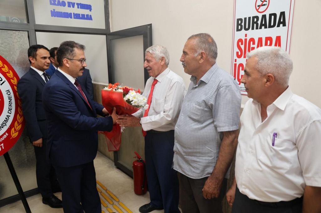 Vali Ercan Turandan Anlamlı Ziyaret
