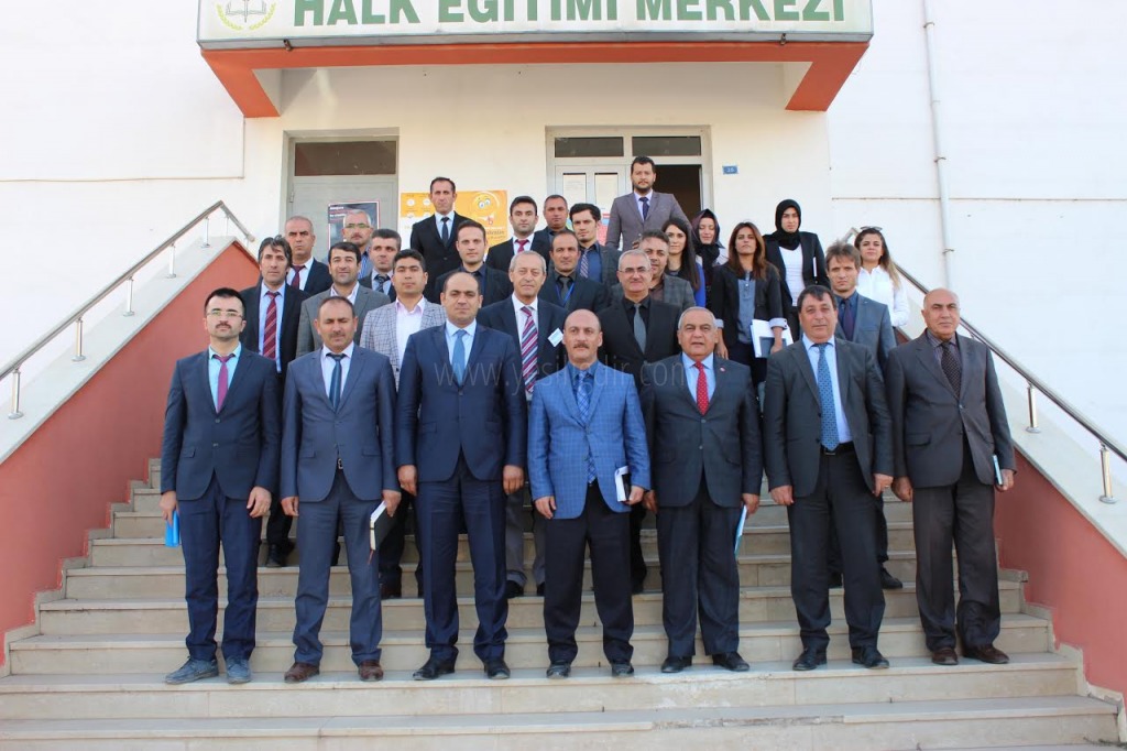 MİLLİ EĞİTİM MÜDÜRÜ HAKAN CIRIT TUZLUCA İLÇESİNDE OKUL MÜDÜRLERİ İLE TOPLANTI YAPTI