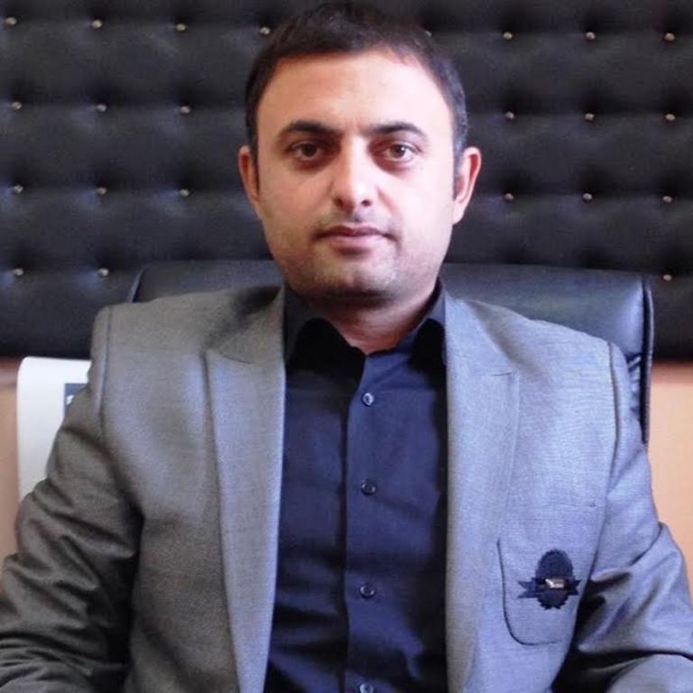 Malik Akşit Güven Tazeledi