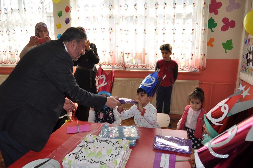 İl Müftüsü Cüneyt KULAZ 4-6 Yaş Minik Yürekler Kuran Kursunu Ziyaret Etti