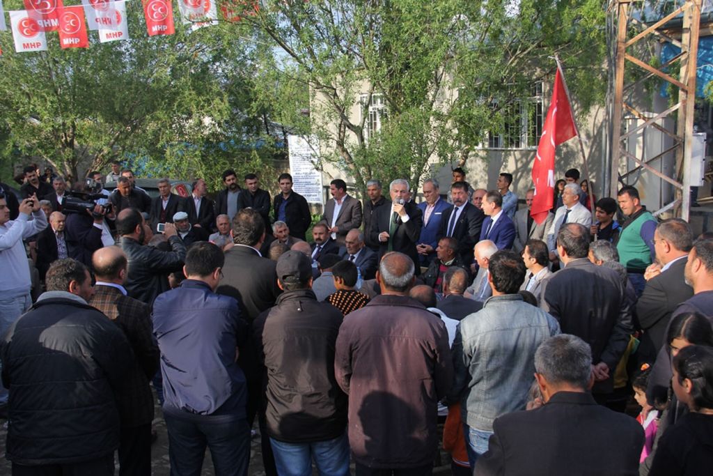 Hakmehmet Kasımcan Oba Köyleri MHPyi Coşkuyla Karşıladı