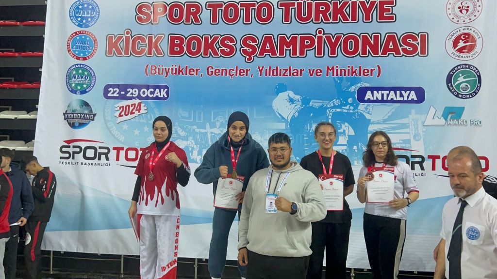 Sporculardan Büyük Başarı
