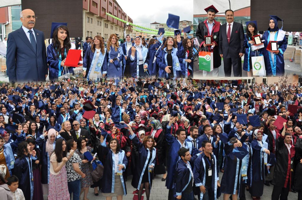 702 Öğrenci Mezun Oldu