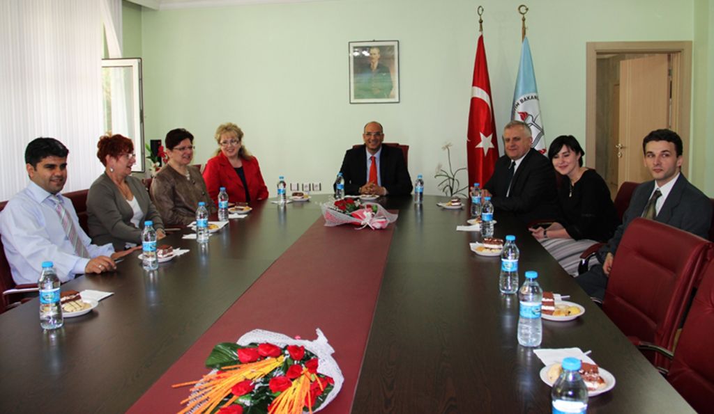 İl Milli Eğitim Müdürü Dinçer Ateş Polonyadan Gelen Misafirleri Ağırladı