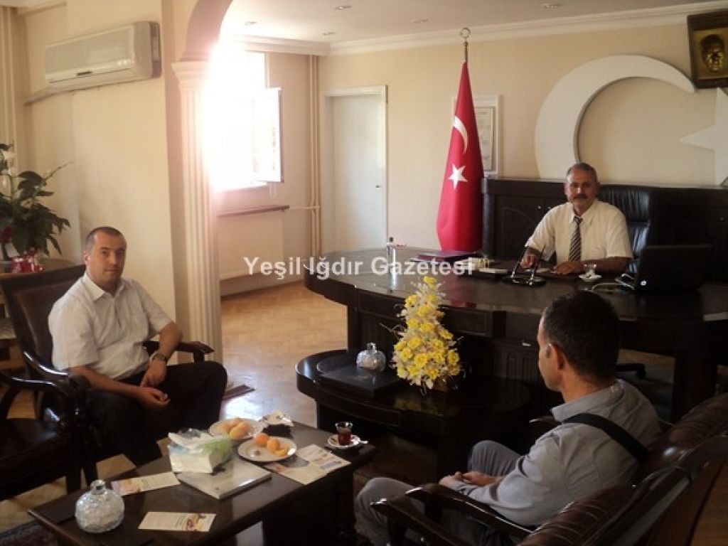 Tuzluca İlçesi Kaymakamı Murat Sarı'dan Hayırlı Olsun Ziyareti