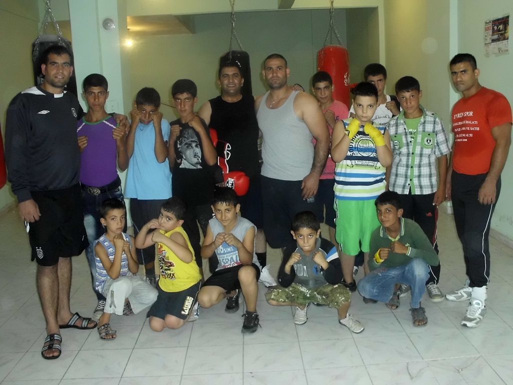 Kaya Spor Klübünden Genç Boksörler Yetişmeye Devam Ediyor