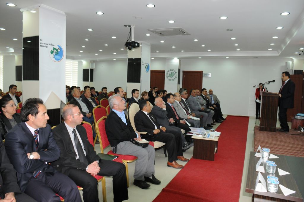 Ziraat Fakültesi Biyolojik Çeşitlilik Bilimsel ve Kültürel Toplantılar Paneli Yapıldı