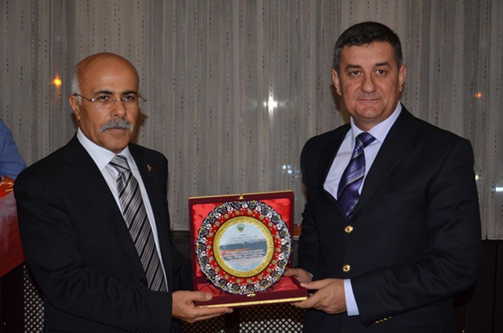 Garnizon Komutanı Hidayet Arı'ya Veda Yemeği Verildi