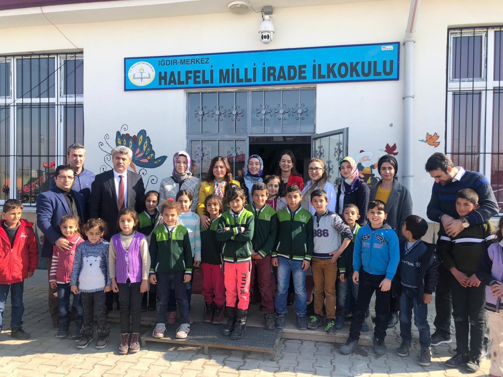 SEMA ÜNLÜ OKUMA GÜNÜNE KATILDI