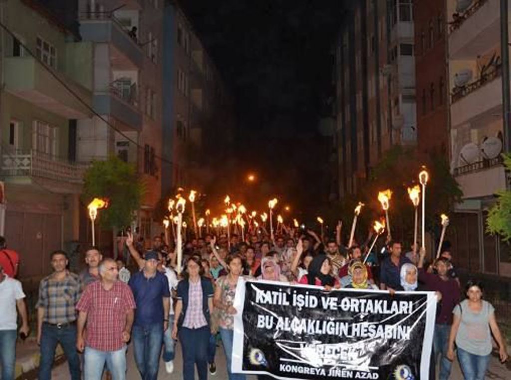 Iğdırda Meşaleli Yürüyüş