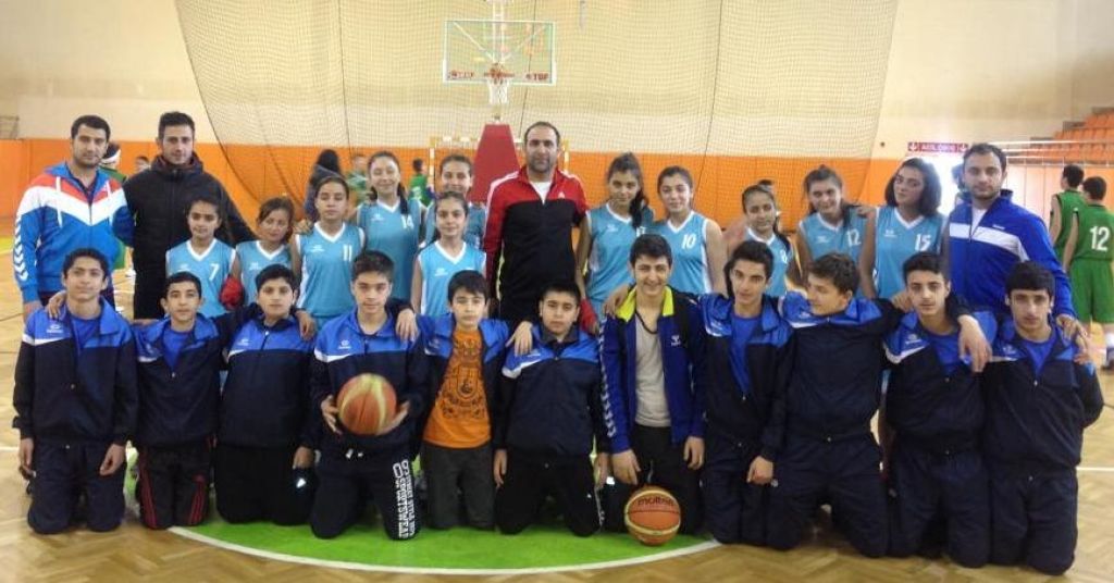 Iğdır Gençlik Spor Kız ve Erkek Basketbol Takımları Şampiyon Oldular