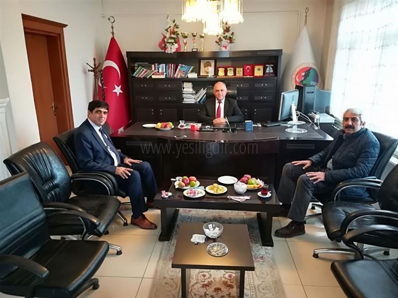Rektör Alma Aralık Belediye Başkanı Bayram Teksaya İade-i Ziyarette Bulundu