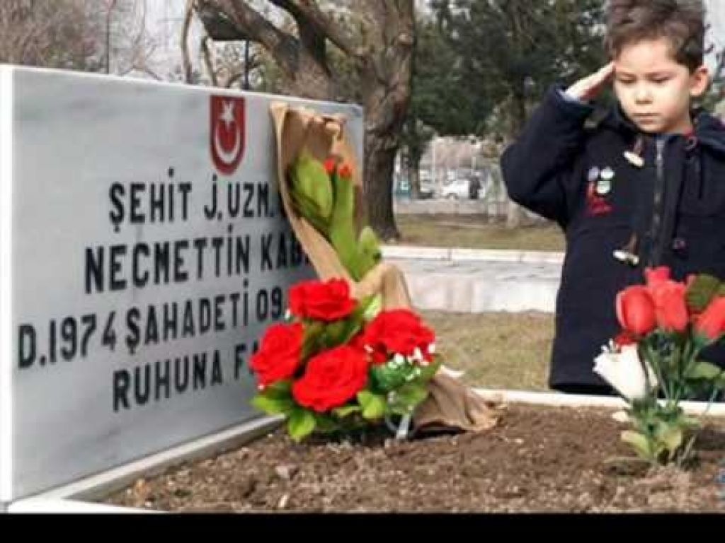 Çukurcadaki şehitlere tepki