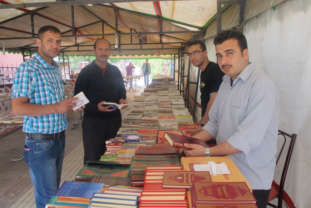 Iğdır'da Kitap Sergisi