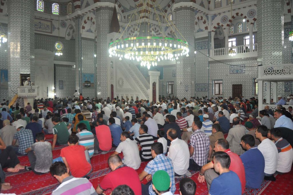 Iğdırda Bayram Namazı