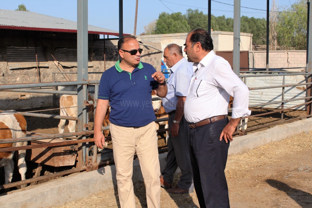 İL MÜDÜRÜ ÖZKAN YOLCU ARAT ÇİFTLİĞİNİ ZİYARET ETTİ