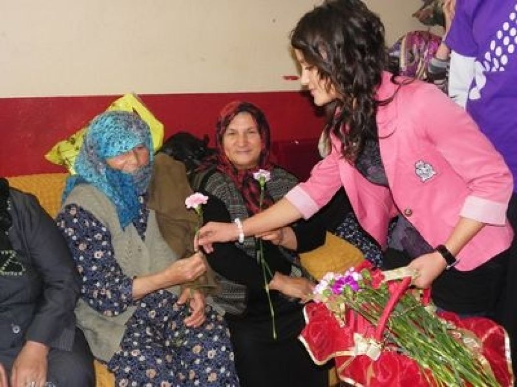 Yaşlılarımızı Unutmadık