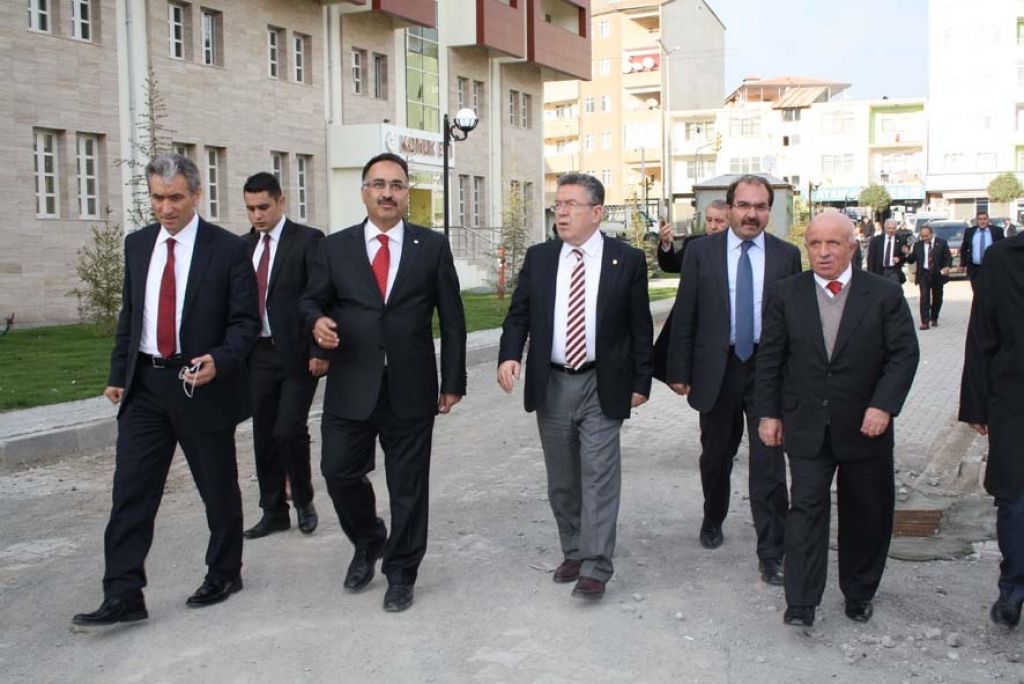 Yök Başkanı Prof Dr Yusuf Ziya Özcan Iğdır Üniversitesini Ziyaret Etti