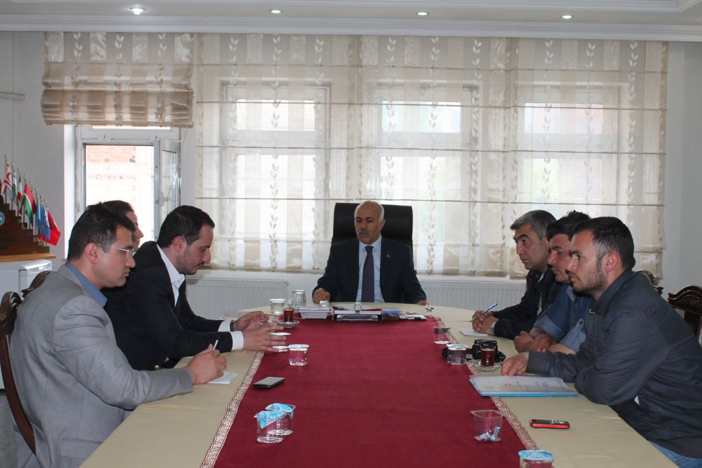 Iğdır'da Görev Yapan Yerel ve Ulusal Basın Mensupları Vali Ahmet Pek'i Ziyaret Etti