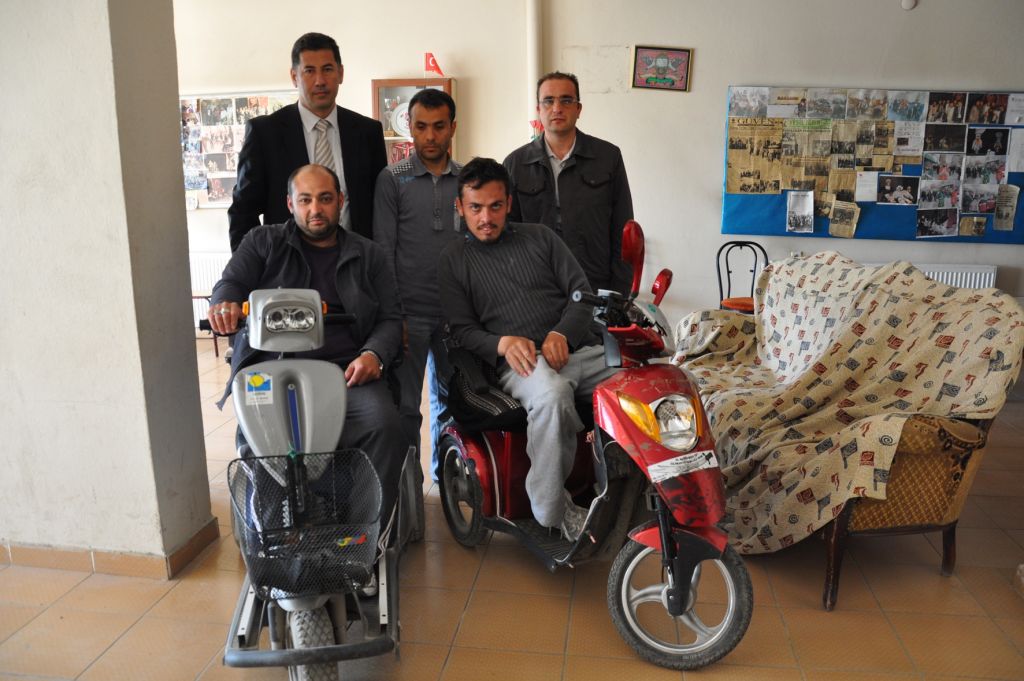 Milletvekili Sinan Oğan Yeşil Iğdır Engeliler Derneğini Ziyaret Etti